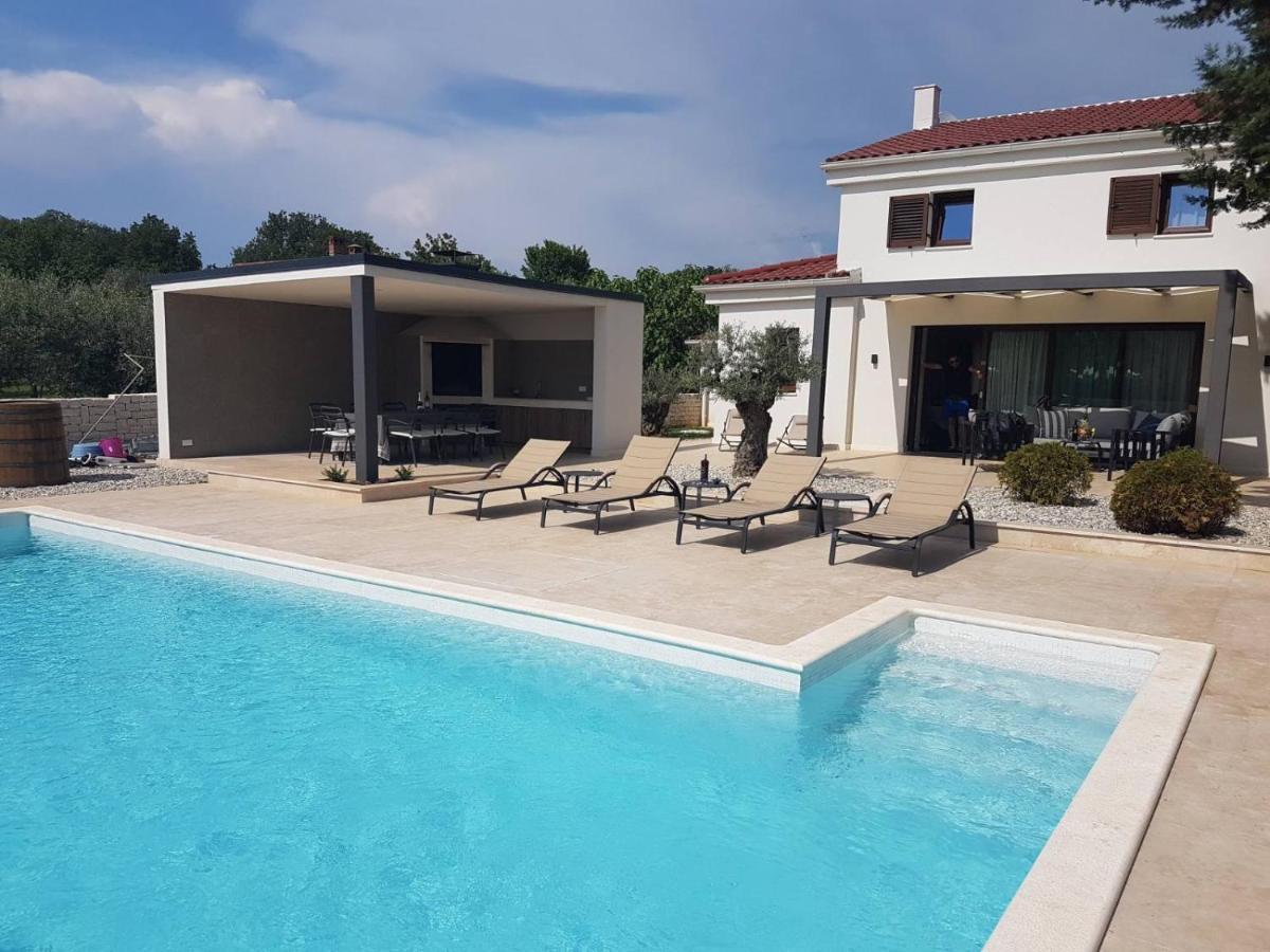 Villa Caprice - Krk Milohnici Εξωτερικό φωτογραφία