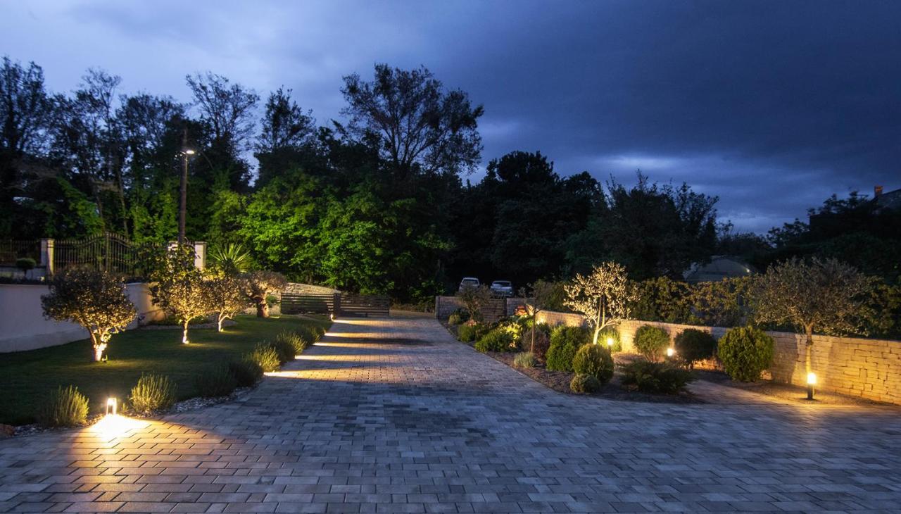 Villa Caprice - Krk Milohnici Εξωτερικό φωτογραφία