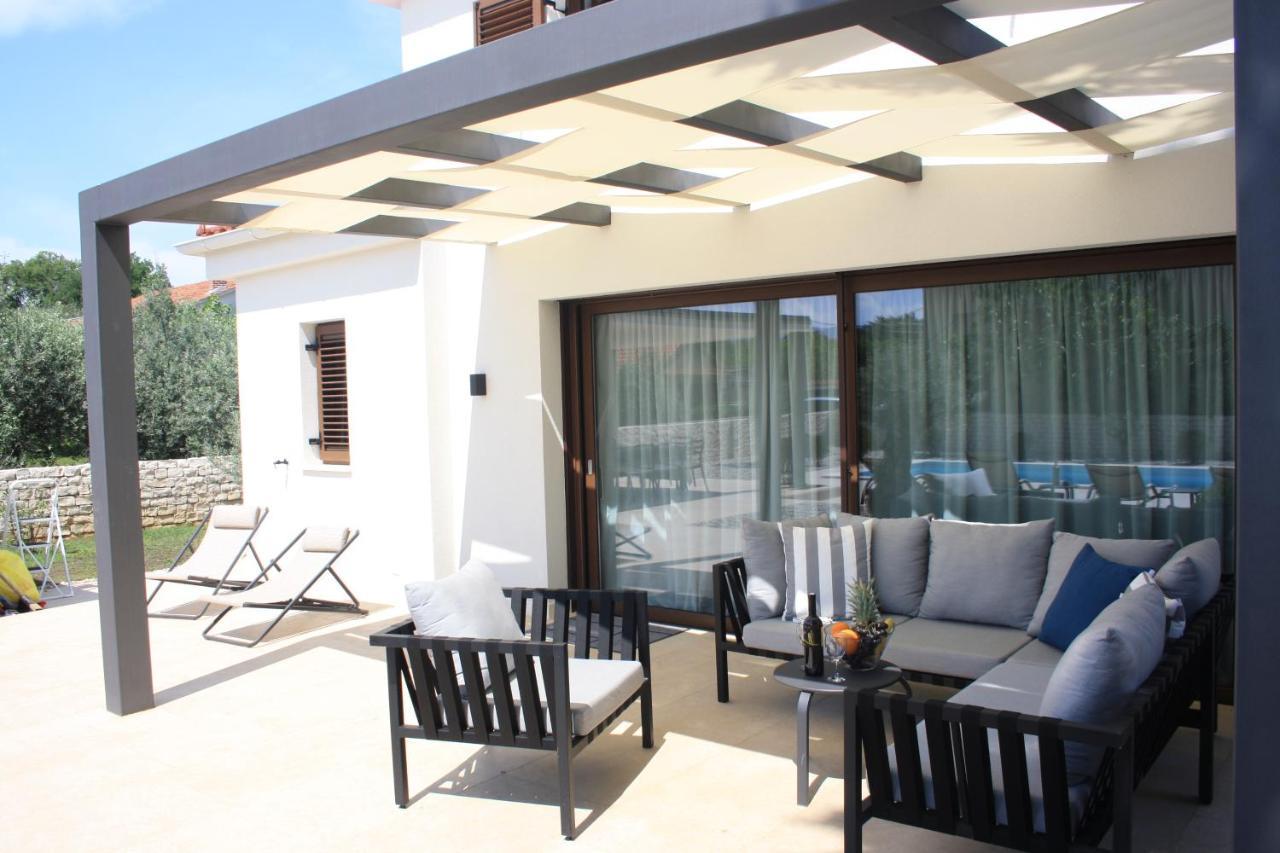 Villa Caprice - Krk Milohnici Εξωτερικό φωτογραφία
