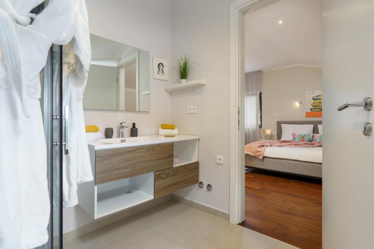 Villa Caprice - Krk Milohnici Εξωτερικό φωτογραφία