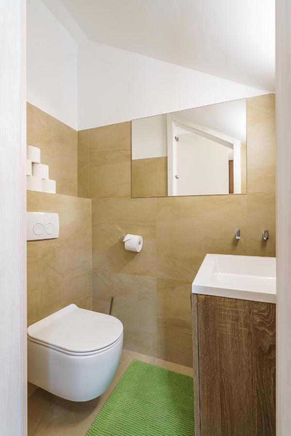 Villa Caprice - Krk Milohnici Εξωτερικό φωτογραφία